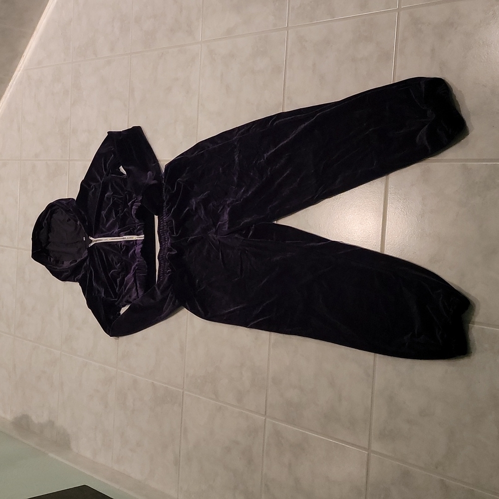Velor Outfit